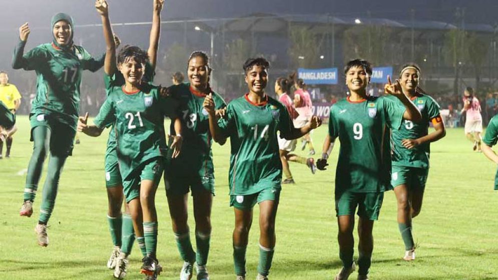 ভুটানকে ৩-০ গোলে হারাল বাংলাদেশ