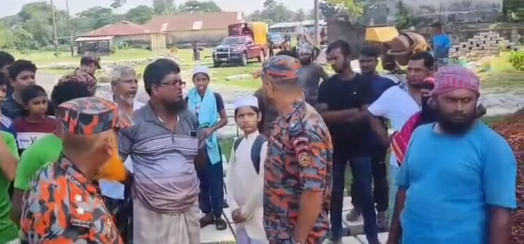 মামলা থেকে বাঁচতে নদীতে ঝাঁপ, ২১ ঘন্টায়ও মেলেনি খোঁজ