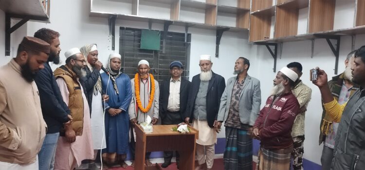 কলাপড়ায় নৈশপ্রহরী আব্দুল মান্নানকে বিদায় সংবর্ধনা