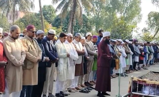 শ্রদ্ধা ও ভালোবাসায় চির নিদ্রায় শায়িত সাংবাদিক জাহিদ রিপন