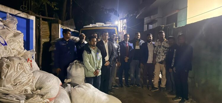 বানারীপাড়ায় পলিথিন কারখানা সিলগালা, সাড়ে ৮ লক্ষ টাকার অবৈধ মালামাল জব্দ
