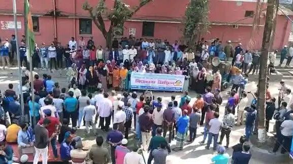 ৯ম পে স্কেলের দাবীতে সরকারী কর্মচারীদের কর্মবিরতি