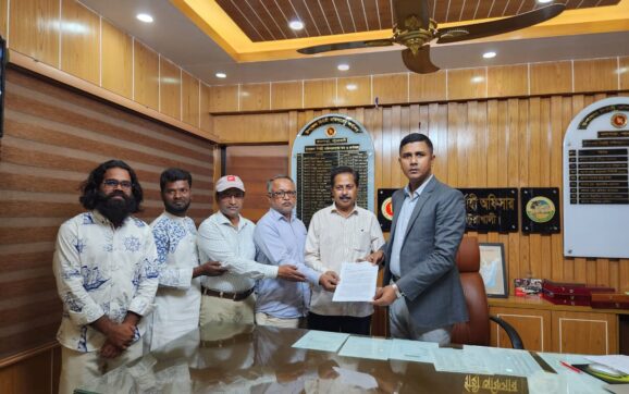 কলাপাড়ায় জাতীয় অগ্রাধিকারে রুফটপ সোলারের আহ্বান