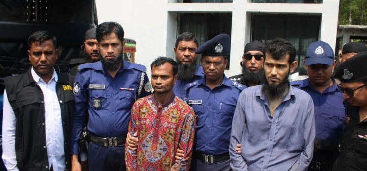 পিরোজপুরে মস্তকহীন লাশের মিলল খুনের ক্লু, গ্রেপ্তার-২  পিরোজপুর: