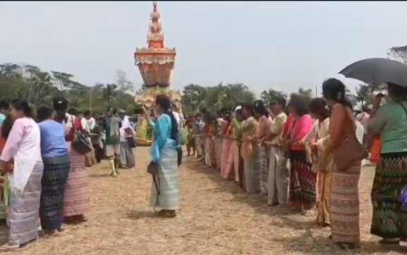 চোখের জলে বিদায় রাখাইন ধর্মগুরু