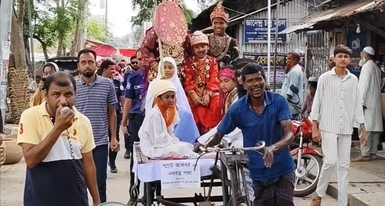 বর্নাঢ্য আয়োজনে কলাপাড়ায় বৈশাখী শোভাযাত্রা