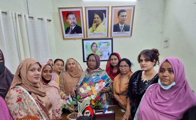 বরিশালে নারী উদ্যোক্তাদের সাথে বিসিসি প্রশাসকের মতবিনিময় 