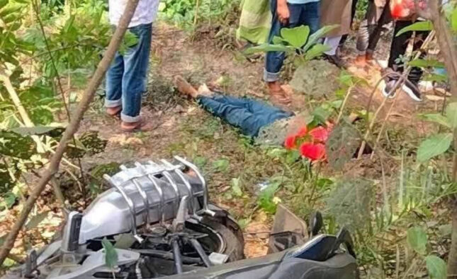 ঝালকাঠীতে সড়ক দুর্ঘটনায় সাবেক কাউন্সিলর নিহত