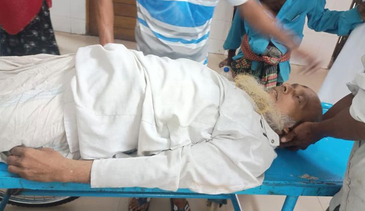 বরিশালে ট্রাকের ধাক্কায় ইজিবাইকের চালক নিহত