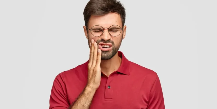 মাড়ির যে সমস্যা অবহেলা করবেন না