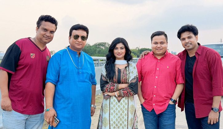 ঈদের নাটক ‘হিয়ার মাঝে’