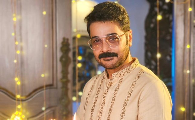 আমার গায়ে কোনো রাজনৈতিক রং লাগাবেন না, বিতর্কের মুখে প্রসেনজিৎ