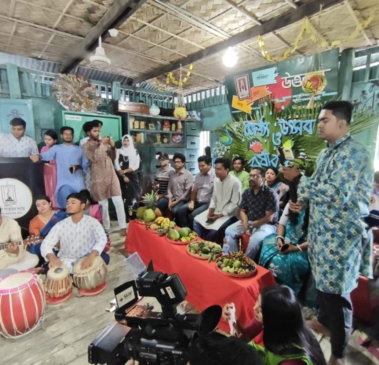 বরিশালে ‘উত্তরণ’ আয়োজনে জ্যৈষ্ঠ উৎসব ও বর্ষাবরণ
