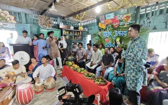 বরিশালে ‘উত্তরণ’ আয়োজনে জ্যৈষ্ঠ উৎসব ও বর্ষাবরণ