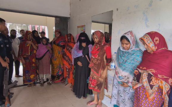 বরিশালে থানায় হামলায় ১৮ জন গ্রেফতার