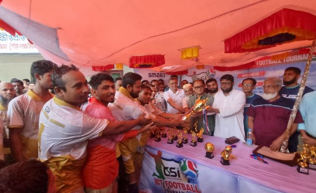 সিএসআই-আইসিটি ফুটবল টুর্নামেন্টে চ্যাম্পিয়ন চন্দ্রদ্বীপ লিজেন্ডস