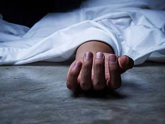 বরিশাল বিশ্ববিদ্যালয় শিক্ষার্থীর বদ্ধ রুমে অর্ধগলিত মরদেহ
