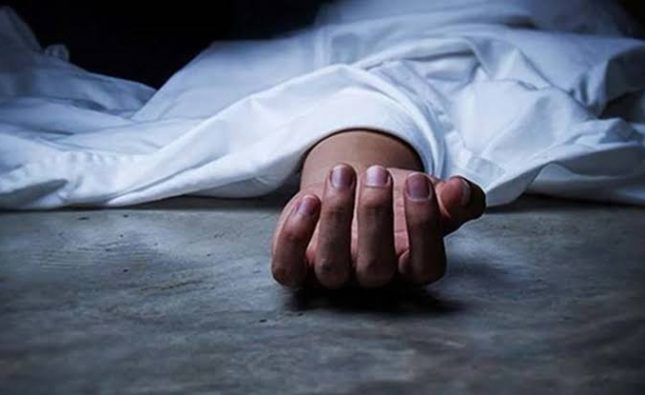 বরিশাল বিশ্ববিদ্যালয় শিক্ষার্থীর বদ্ধ রুমে অর্ধগলিত মরদেহ