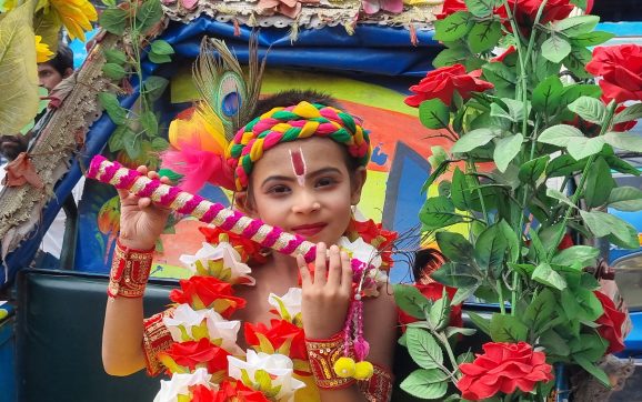 বিপুল উৎসাহে বরিশালে জন্মাষ্টমীর র‍্যালি