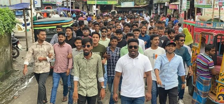 নতুন কমিটি ঘিরে সরগরম নলছিটি ছাত্রদল, আলোচনায় রাজিব আহসান